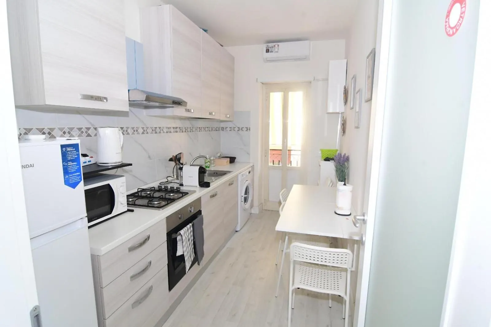 Roma Metro Apartment Italy